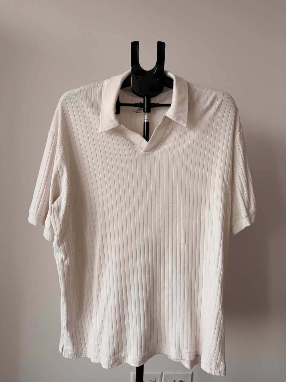 FableticsMen's Ribbed Short-Sleeve Polo - White
